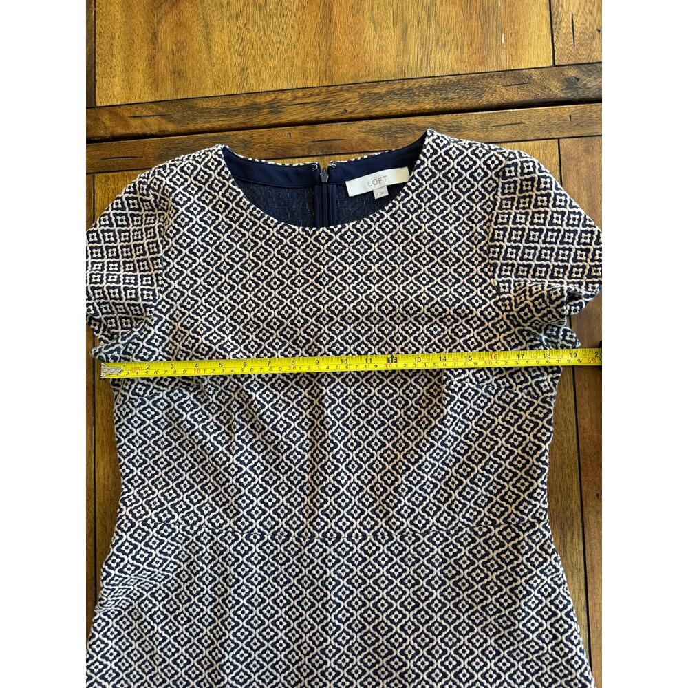 LOFT Navy Ivory Geometric Jacquard Knit Fit & Flare Dress Women’s Dress Size 10 - Picture 5 of 10